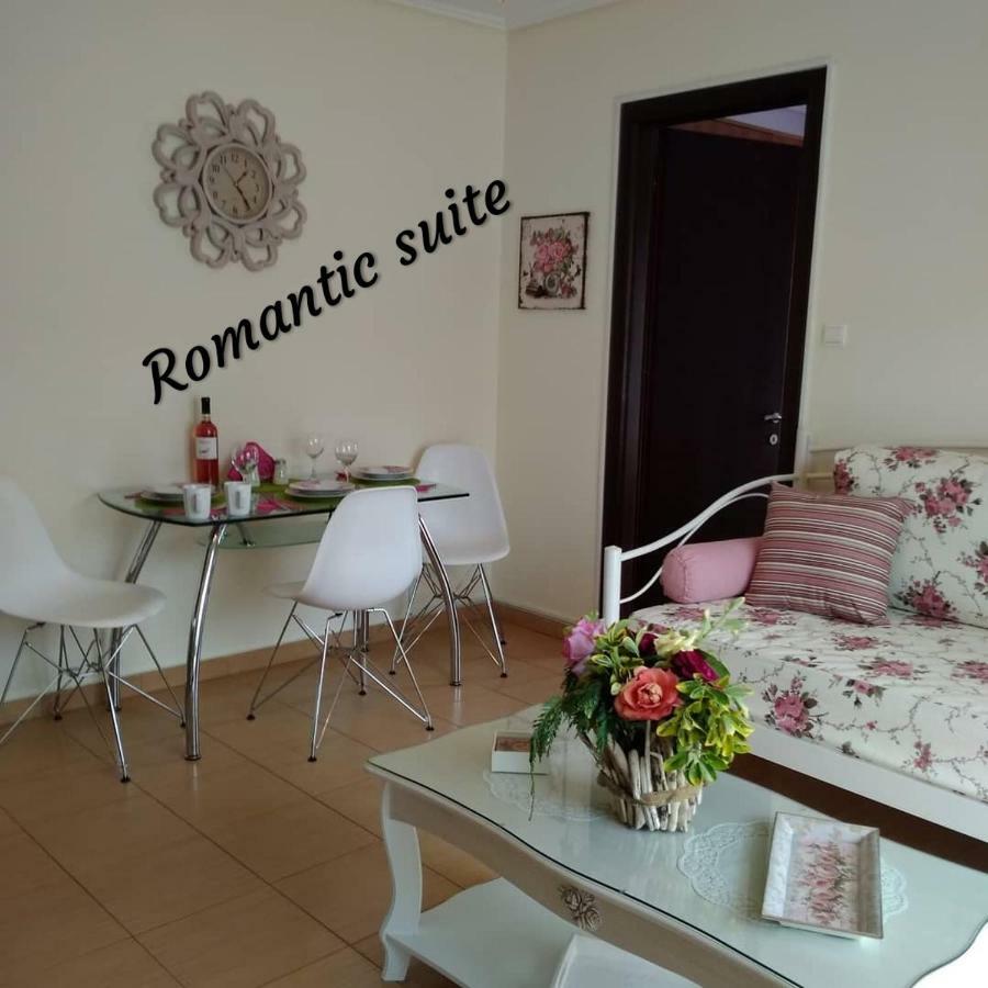 Iris Deluxe Suites 1 Kavala Zimmer foto